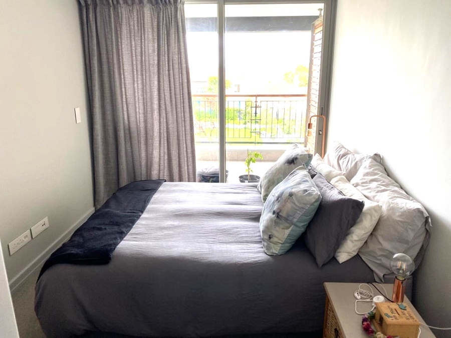To Let 1 Bedroom Property for Rent in Sea Point Western Cape